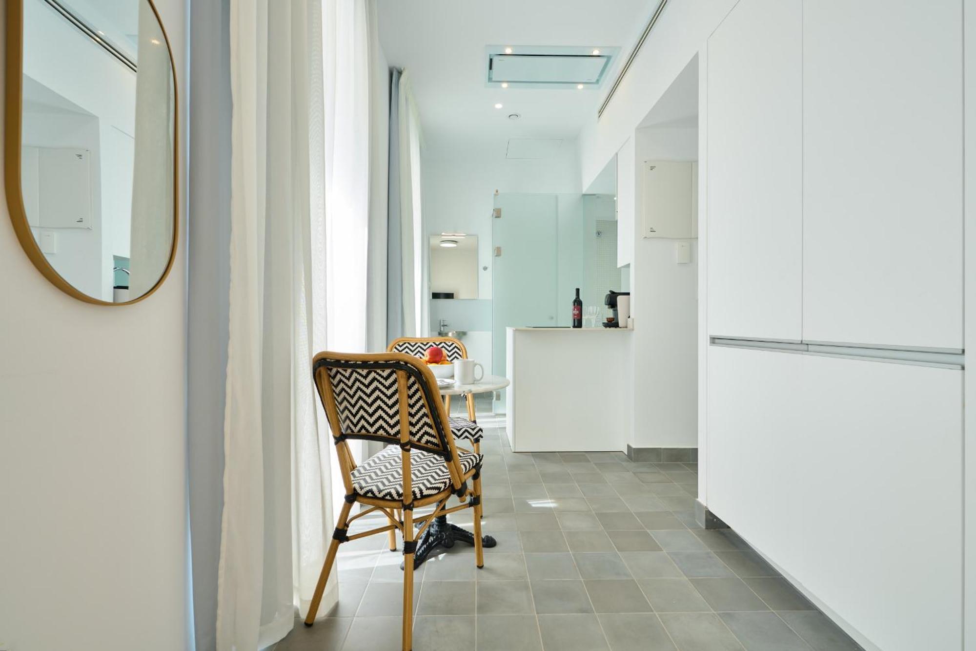 Naranjas Y Limones, By Homing U Aparthotel Siviglia